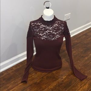 Beautiful Abercrombie & Fitch lace sweater size xS
